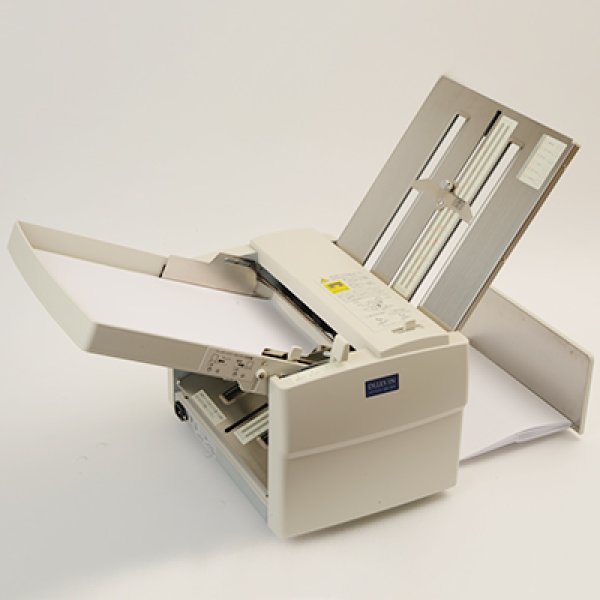 オフィス用品自動紙折り機